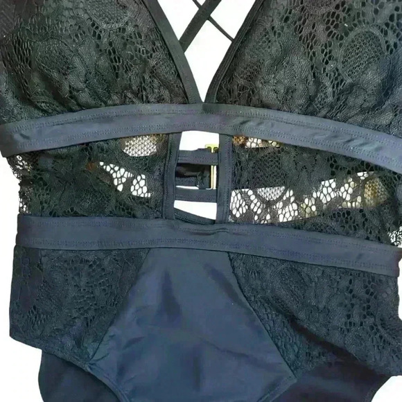 New York and Company Lace-Accent One-Piece Swimsuit -Black Sz L - Picture 5 of 8